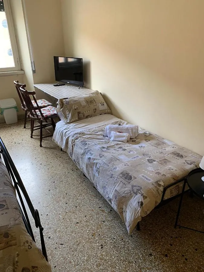 Da Giulia Acomodação com café da manhã Roma 0*,  Itália